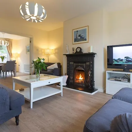 Hébergement de vacances Delightful Just Steps From Town *