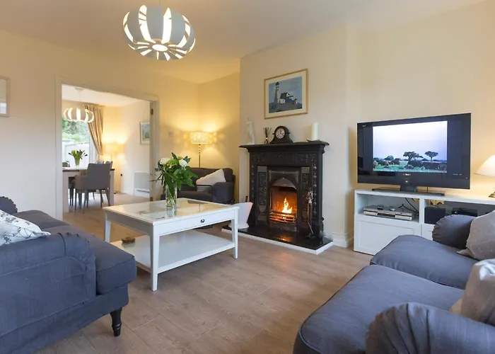 Vakantiehuis Delightful Just Steps From Town *